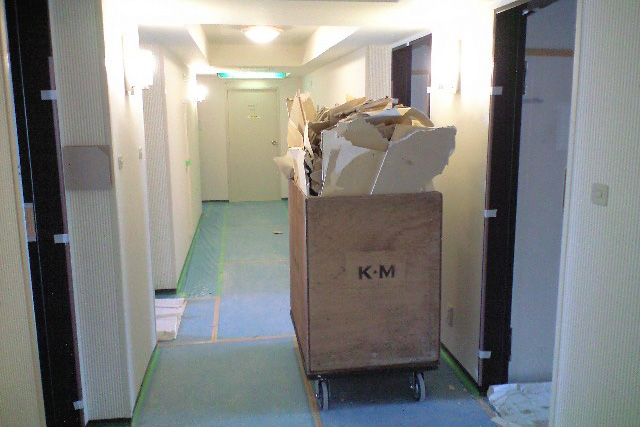 宿泊施設設備改編に伴う天井解体