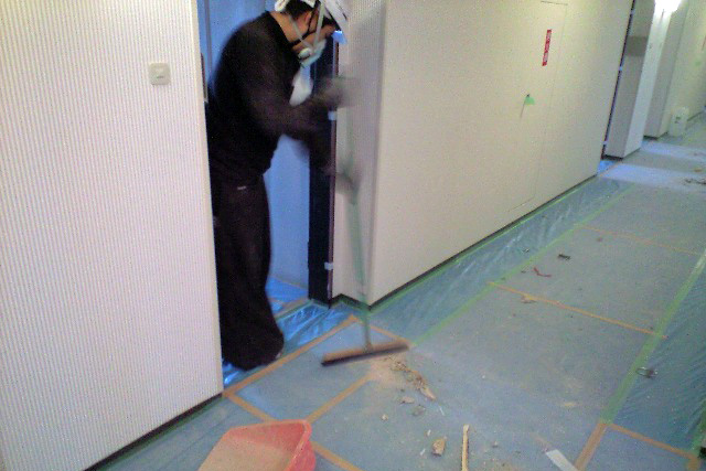 宿泊施設設備改編に伴う天井解体