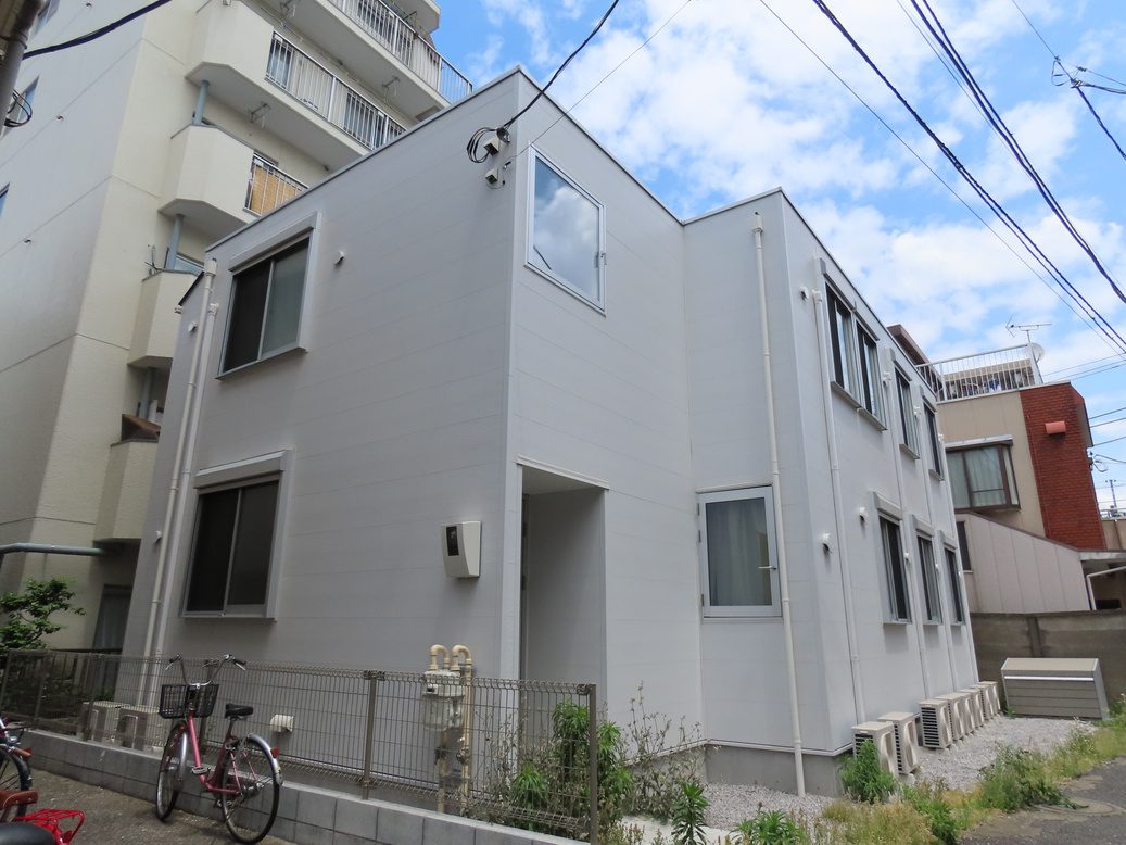 社員寮の外観
